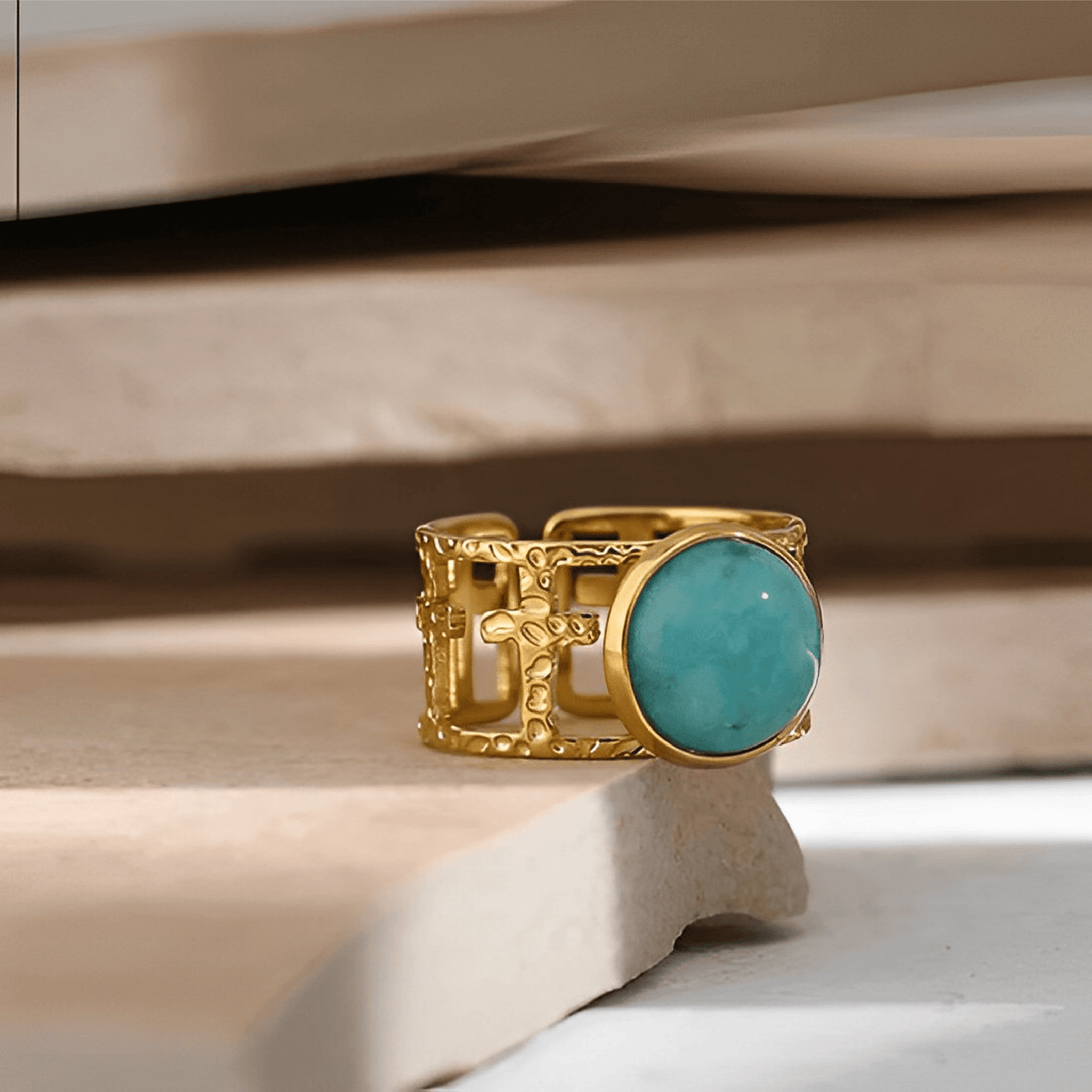 Lustrous Wave Ring