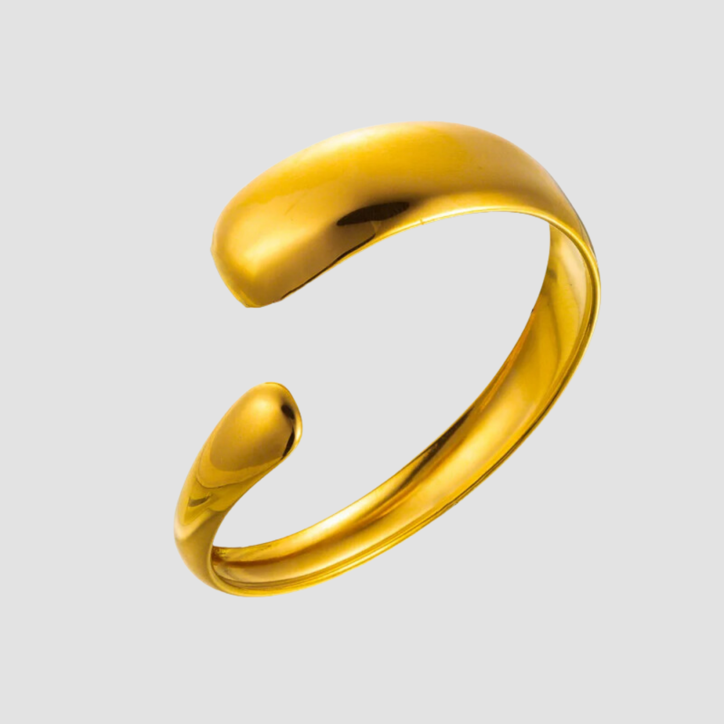 Lucia Cuff