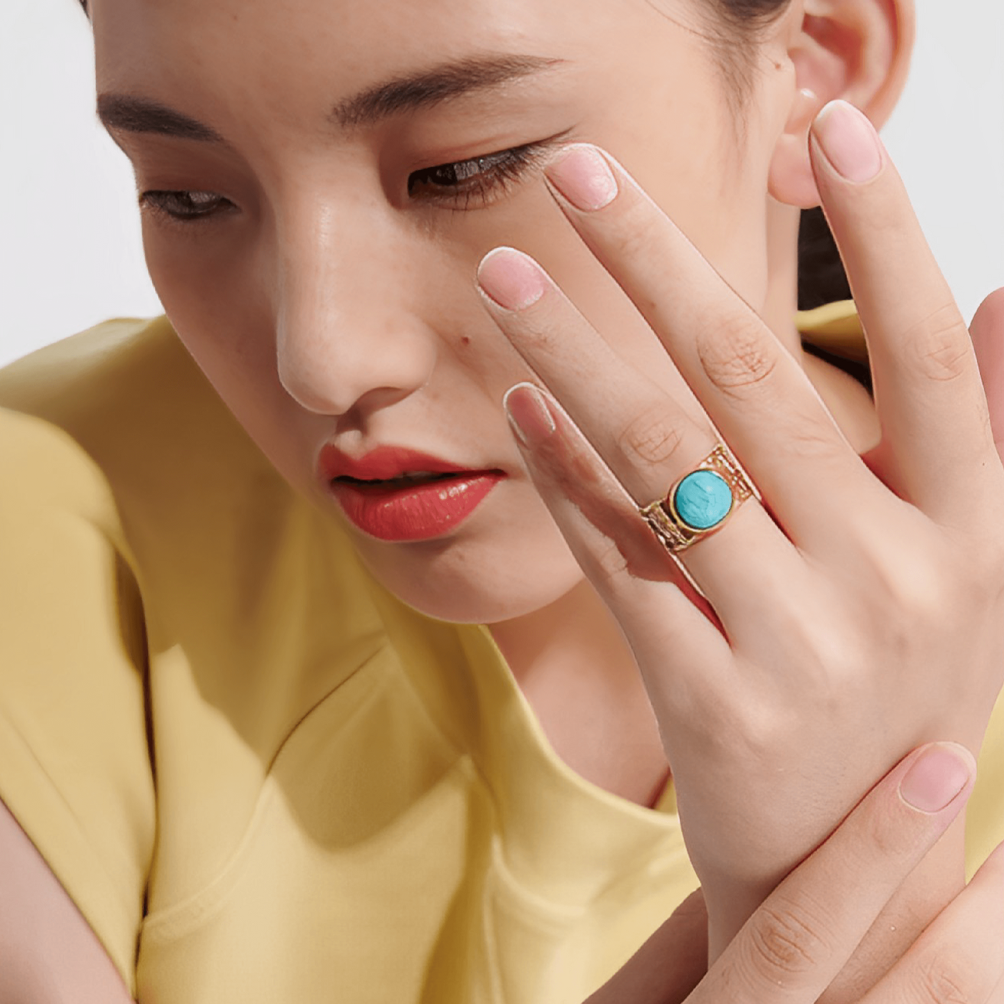 Lustrous Wave Ring