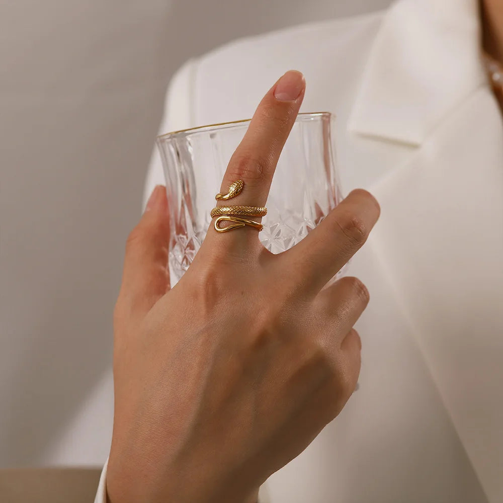 Serpentine Opening Ring