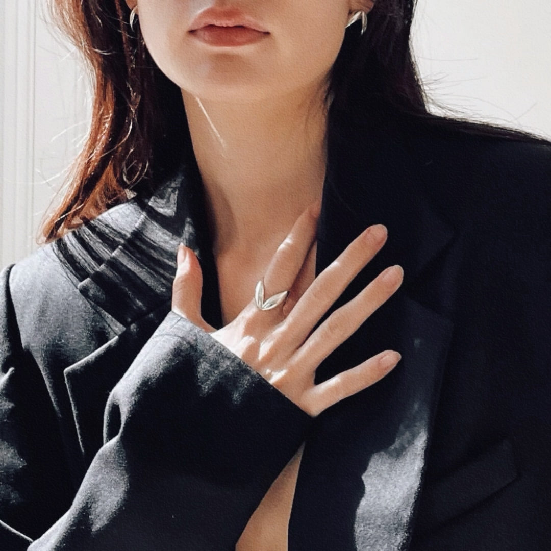 Vertex Chic Ring