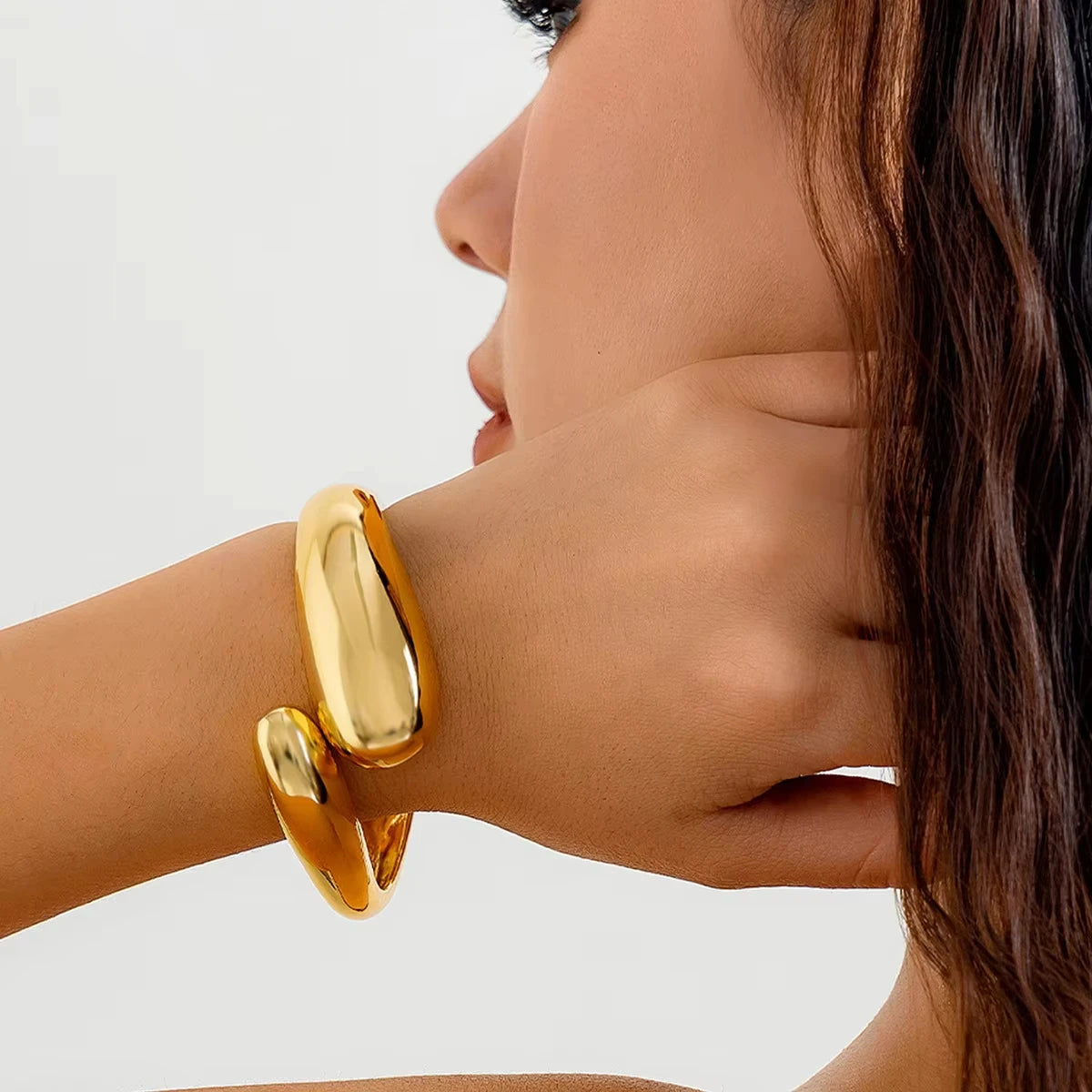 Lucia Cuff